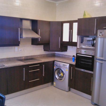 Three-Bedroom Apartment At Louly Beach Resort Ain Suchna Exterior foto
