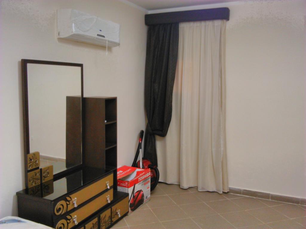 Three-Bedroom Apartment At Louly Beach Resort Ain Suchna Zimmer foto